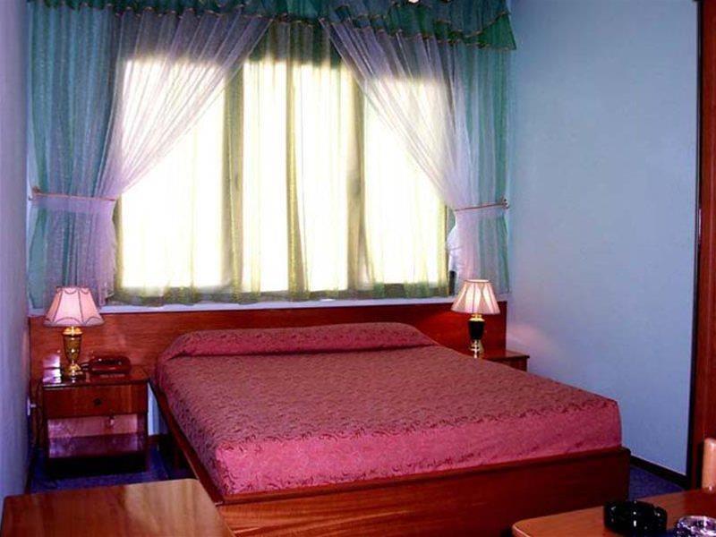 Kruja Hotel Tirana Bagian luar foto