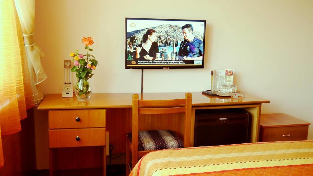 Kruja Hotel Tirana Bagian luar foto